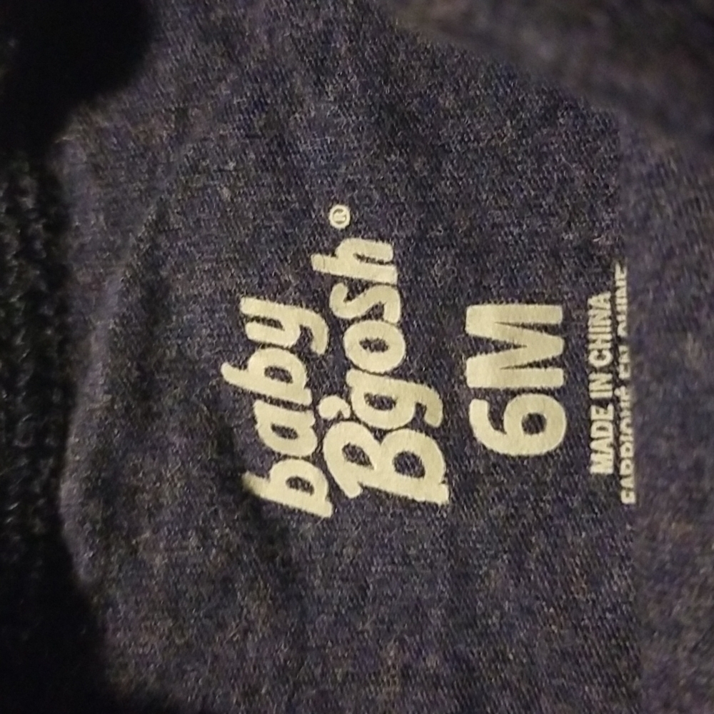 Oshkosh Baby Girl's Onesie - Picture 6 of 11